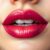 Lip combo: jak stworzyć idealny makijaż ust w 2024 roku?