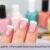 Jak wykonać french manicure zwykłym lakierem krok po kroku